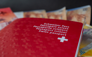 Швейцария воспользуется действующим законодательством для регулирования сектора блокчейна