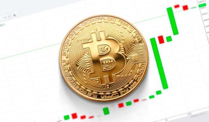 Известный крипто-критик: Вскоре Bitcoin подскочит до  000