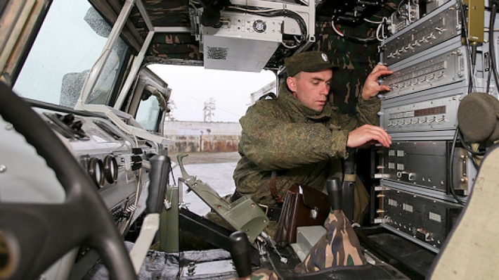 Российскими военными прорабатывается борьба с беспилотниками с использованием комплексов РЭБ