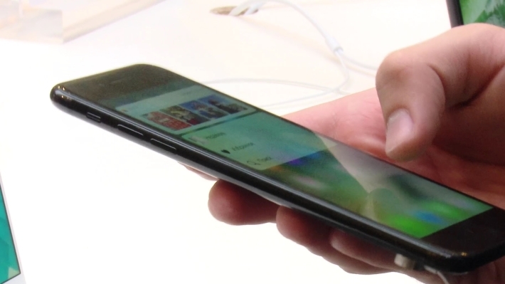 Аналитик сумел просмотреть заметки владельца другого iPhone