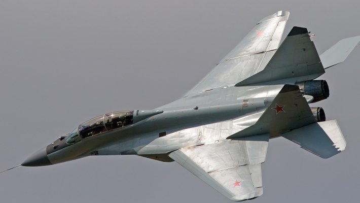 Видео, украинская система ПВО С-125М «Печора» сбивает самолет, по очертаниям похожий на российский МиГ-29