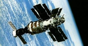 Первую в истории космическую станцию переименовали из «Зари» в «Салют» из-за Китая