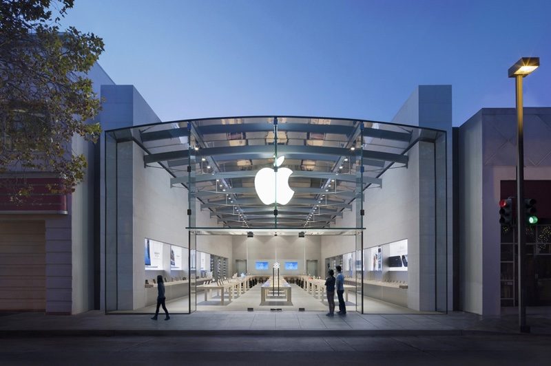 Студент требует от Apple 1 миллиард долларов за ложное обвинение в воровстве