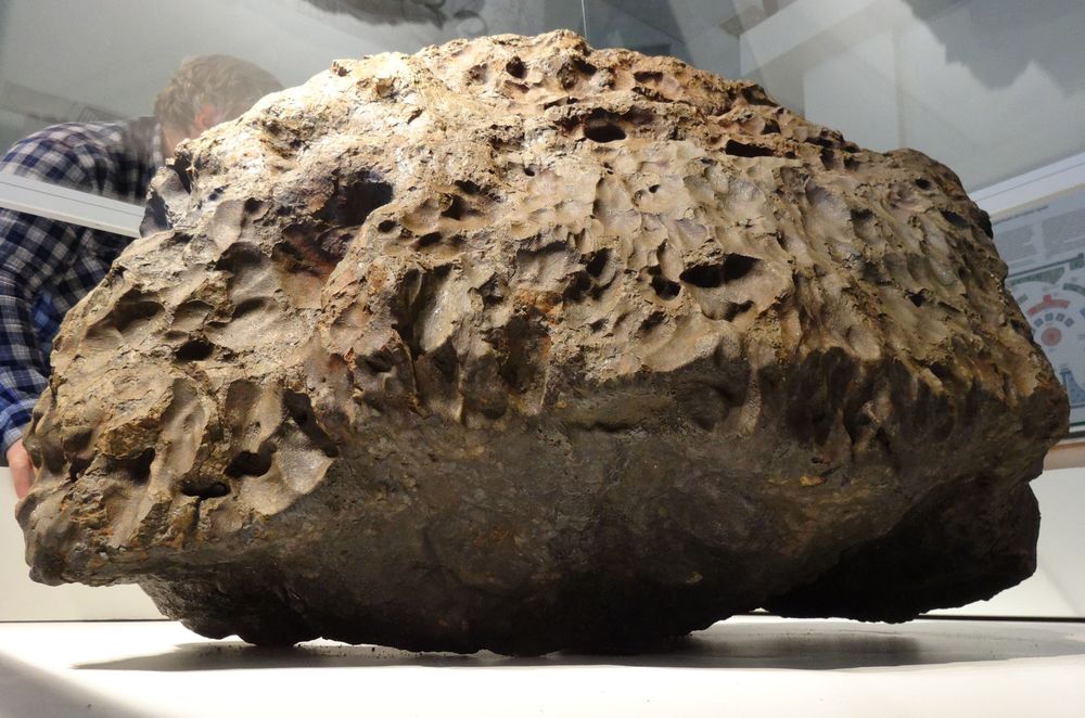 Фрагмент метеорита Челябинск / © Science/AAAS