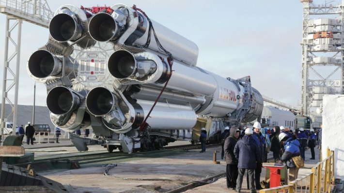 В ГКС РИА Новости сообщили, что старт "Ямала-601" состоится до 31 мая, а его точную дату определят через неделю.