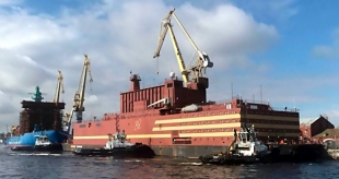 Плавучий атомный энергоблок проходит испытания в Санкт-Петербурге