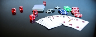 В Red Dead Online убрали покер в странах, где запрещены азартные игры