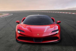 Компания Ferrari презентовала гибридную версию модели SF90 Stradale