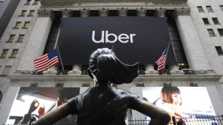 Uber вышла на Нью-Йоркскую биржу при оценке около $82,4 млрд. Это в полтора раза ниже ожидаемого значения