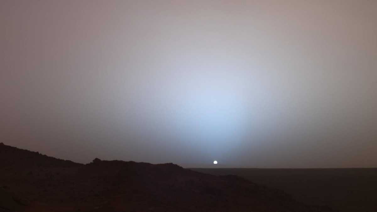 Закат на Марсе. Снимок марсохода Spirit / ©NASA