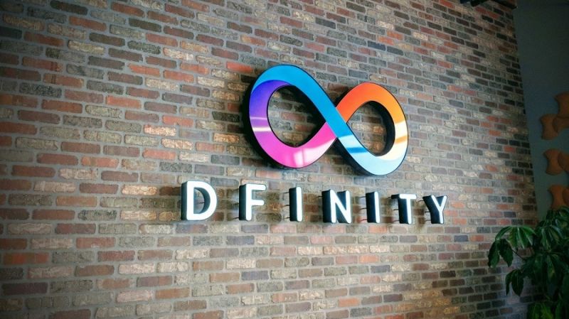 Стартап Dfinity представил открытую и децентрализованную версию LinkedIn