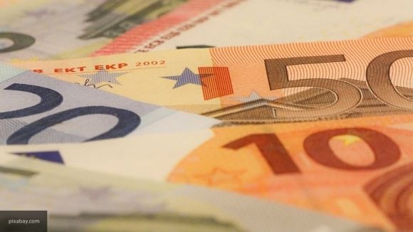 Курс евро вновь преодолел 92 рубля