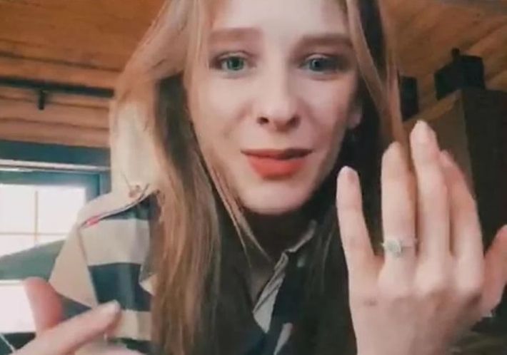 Россияне раскритиковали свадебное видео Арзамасовой и Авербуха