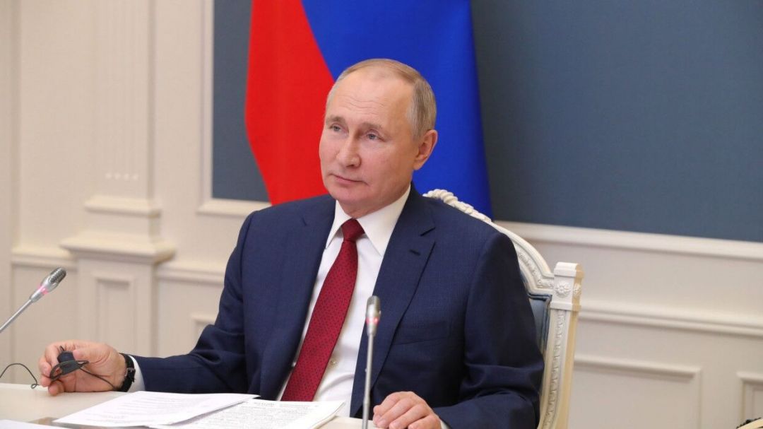 Владимир Путин прошел полный курс вакцинации от коронавируса