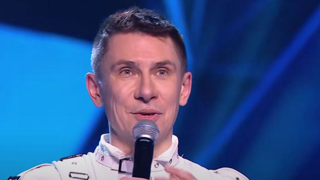 Финалист шоу «Маска» Батрутдинов показал поклонникам не вышедший в эфир номер